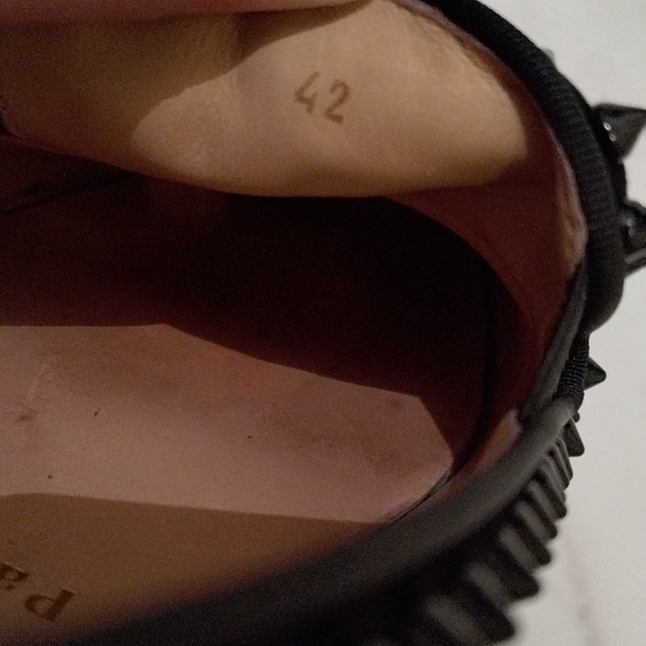 CHRISTIAN LOUBOUTIN Roller Boat Spike Sneakers - Picture 8 of 8